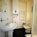 Willy - 4 Personnes Check In H24 - Wifi Lyon